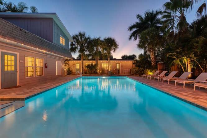 Fiddle Fig Cottage Siesta Key Exterior photo